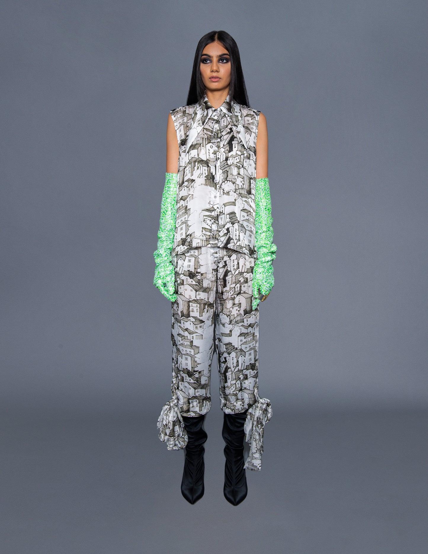 Doodled Sleeveless shirt