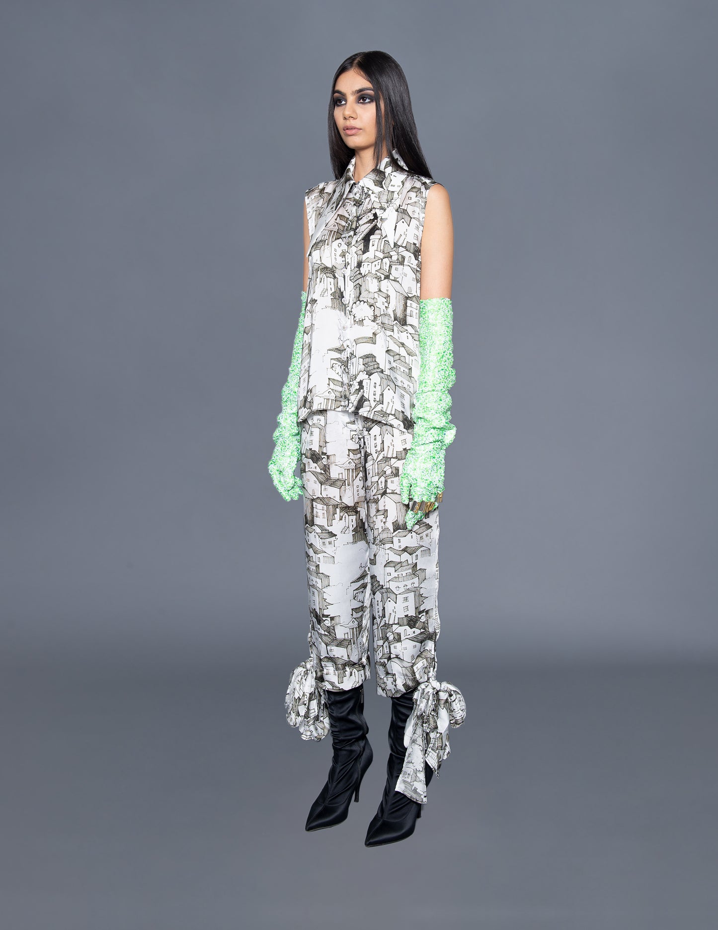 Doodled Sleeveless shirt