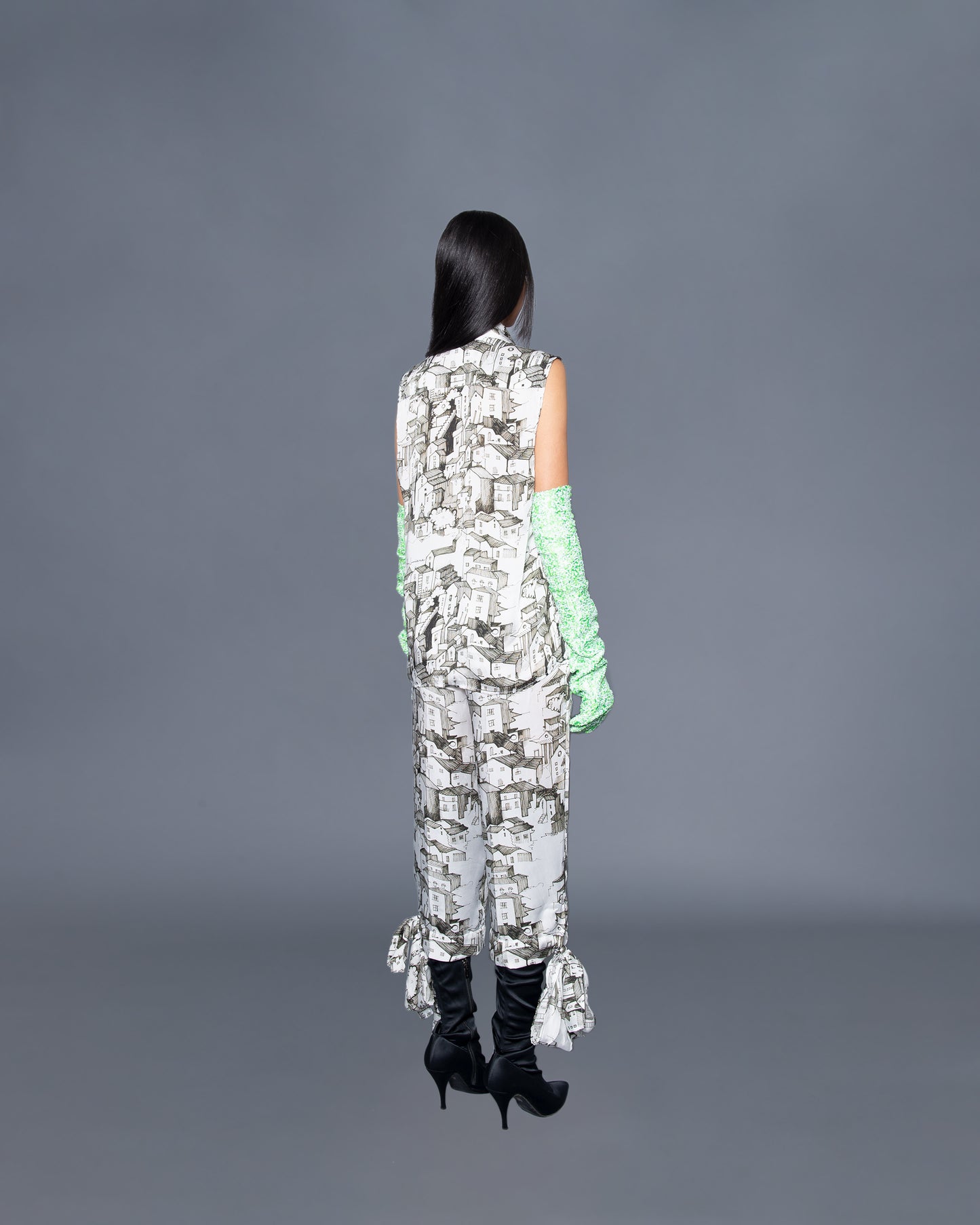 Doodled Sleeveless shirt